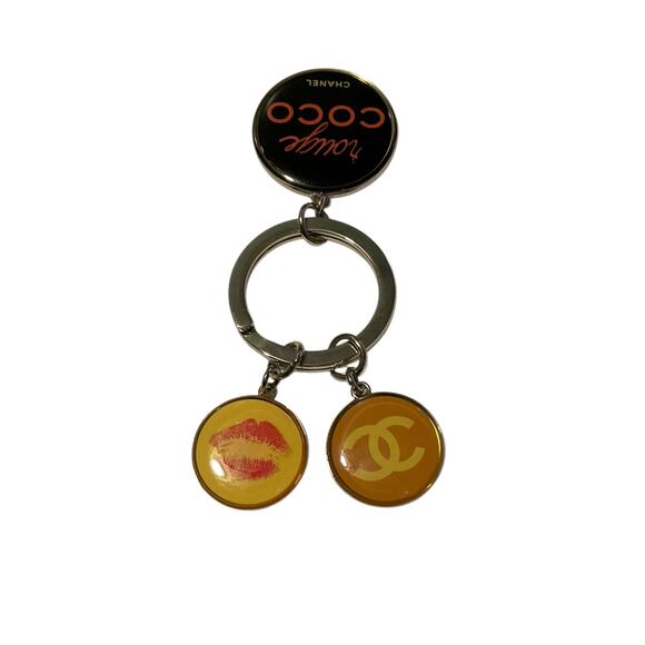Chanel Coco Crush Coco Mark Novelty Rouge Keychain Keyring Silver with Box - Picture 5 of 9